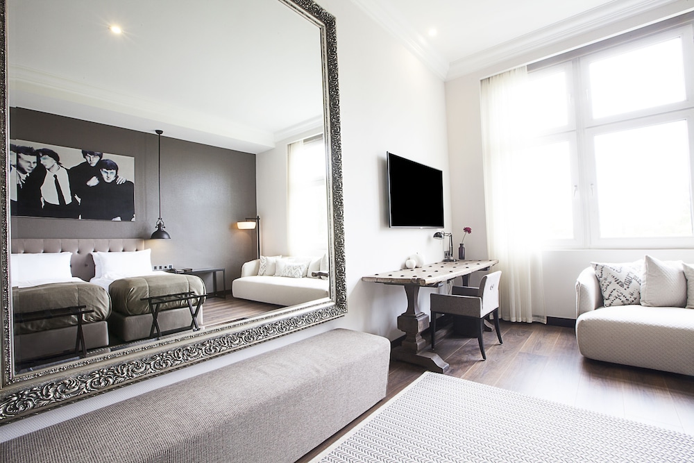 quentin xl potsdamer platz hotel