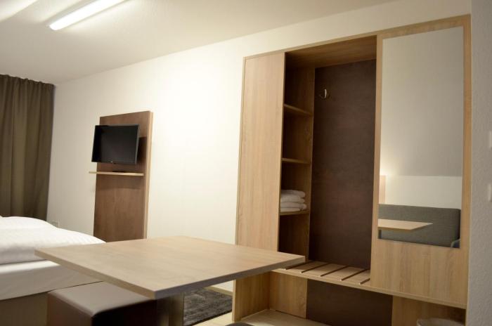 hana aparthotel