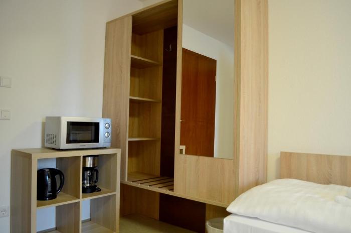 hana aparthotel