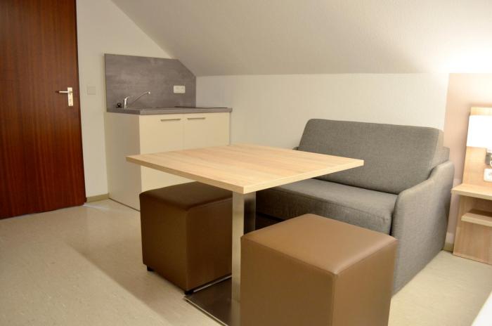 hana aparthotel