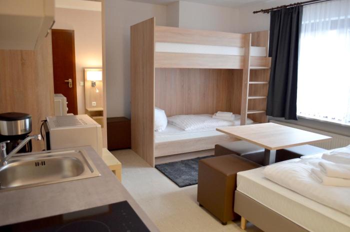 hana aparthotel