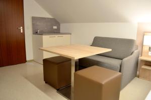 hana aparthotel