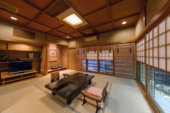 toshinan komeya