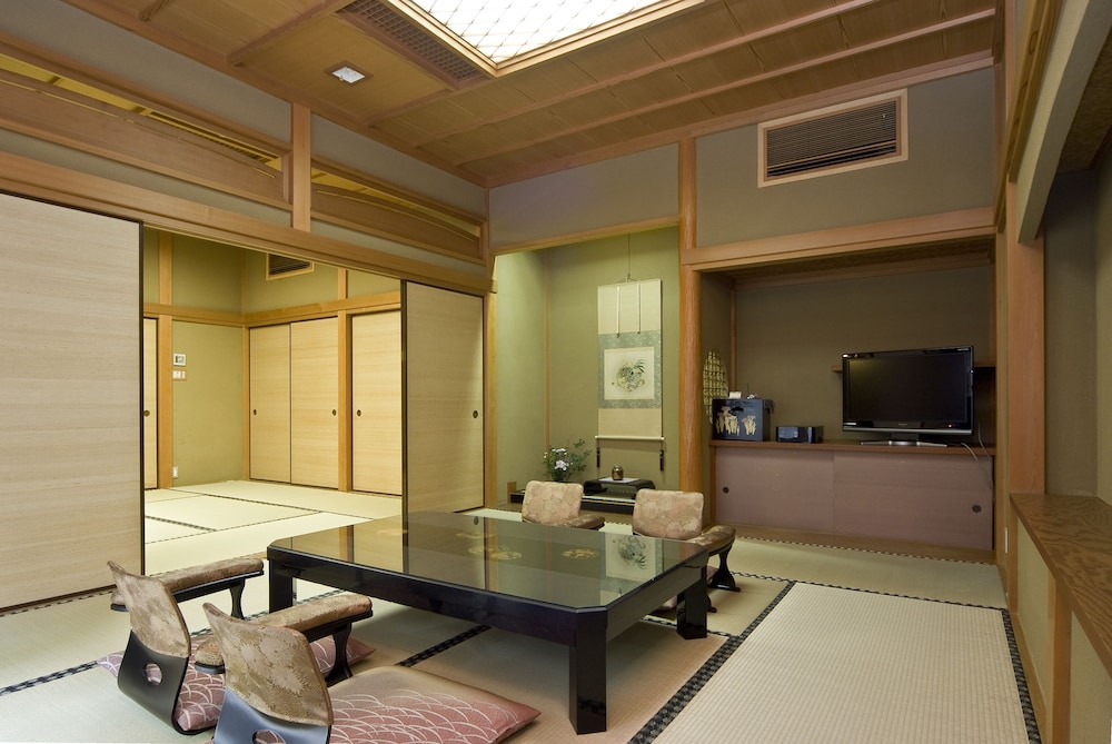 toshinan komeya