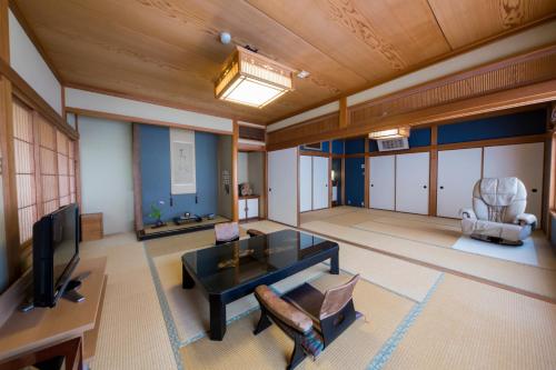 toshinan komeya