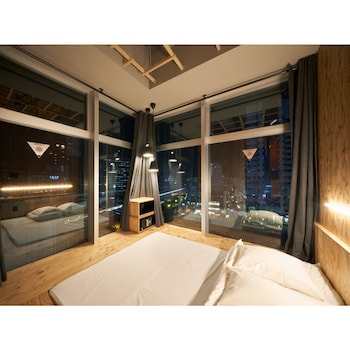 book and bed tokyo shinjuku hostel
