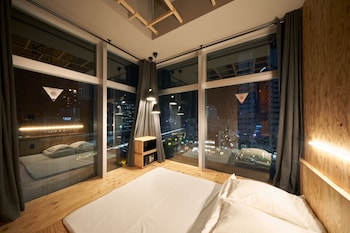 book and bed tokyo shinjuku hostel