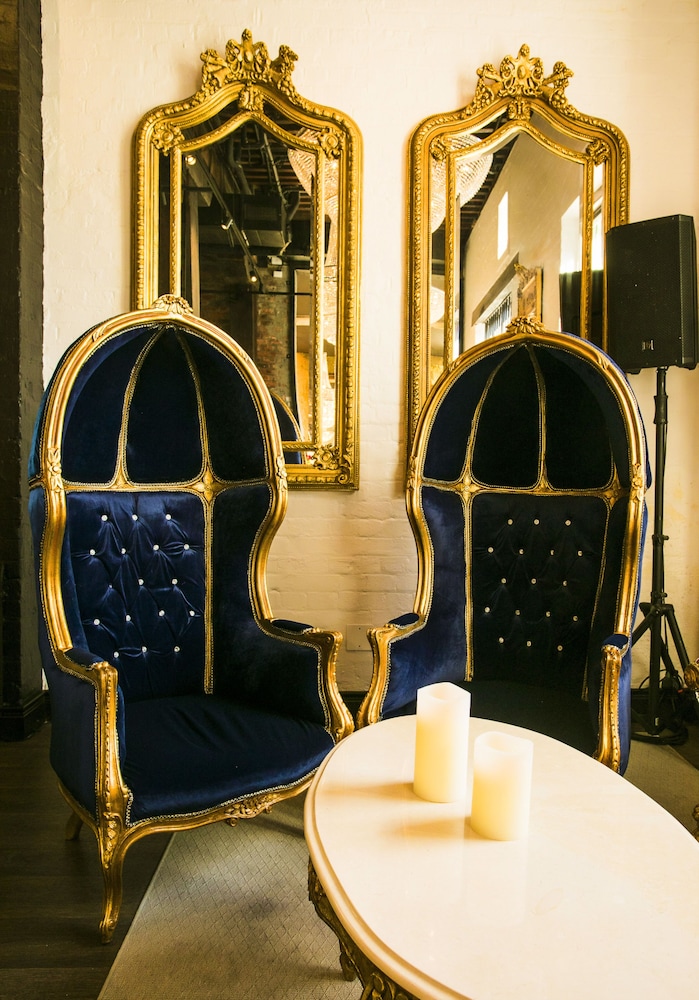 signature lux hotel by onomo waterfront