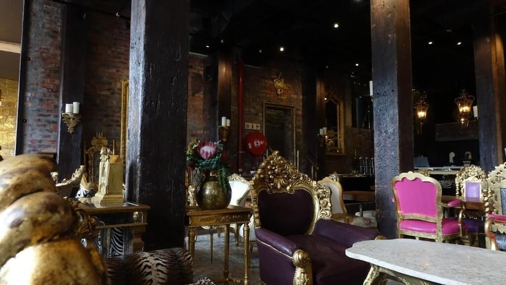 signature lux hotel by onomo waterfront