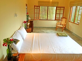 Captains Bird Safari Lodge,In Puttalam,2 star