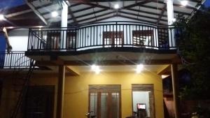 Padmi Villa,Matara>>Galle,3 star