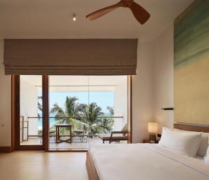 Riff Hikkaduwa,Dodanduwa>>Colombo,5 star
