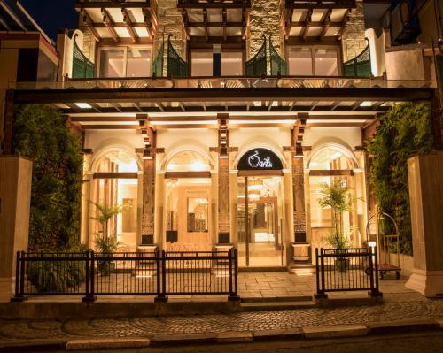The Radh Hotel,Sri Lanka>>Kandy,4.5 star
