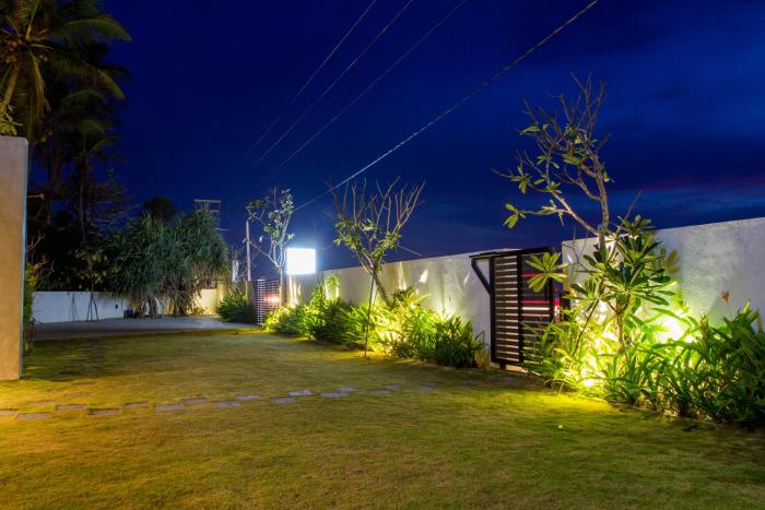 lazy koala hostel adults only