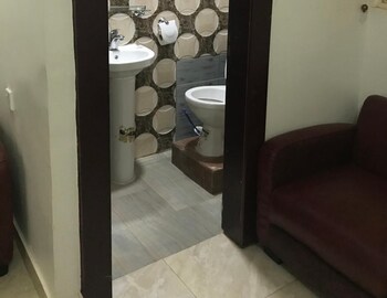 jim eddy suites