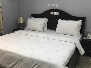 jim eddy suites
