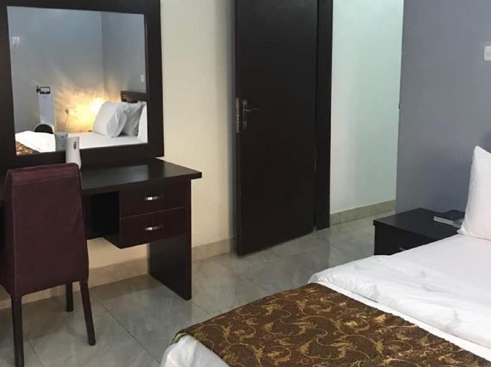 jim eddy suites