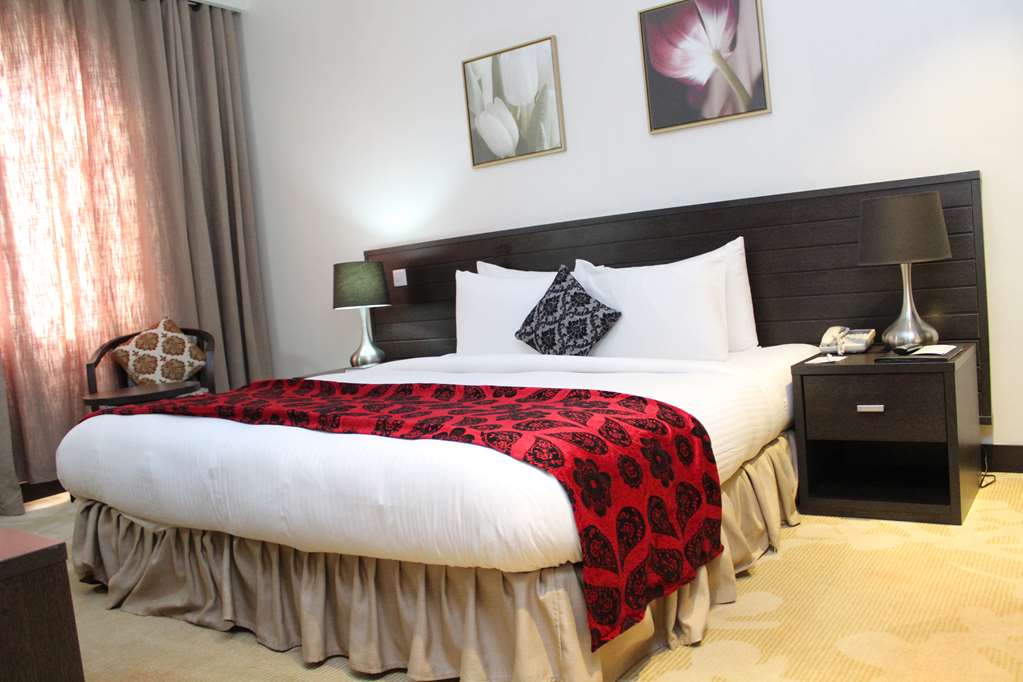 golden tulip ibadan