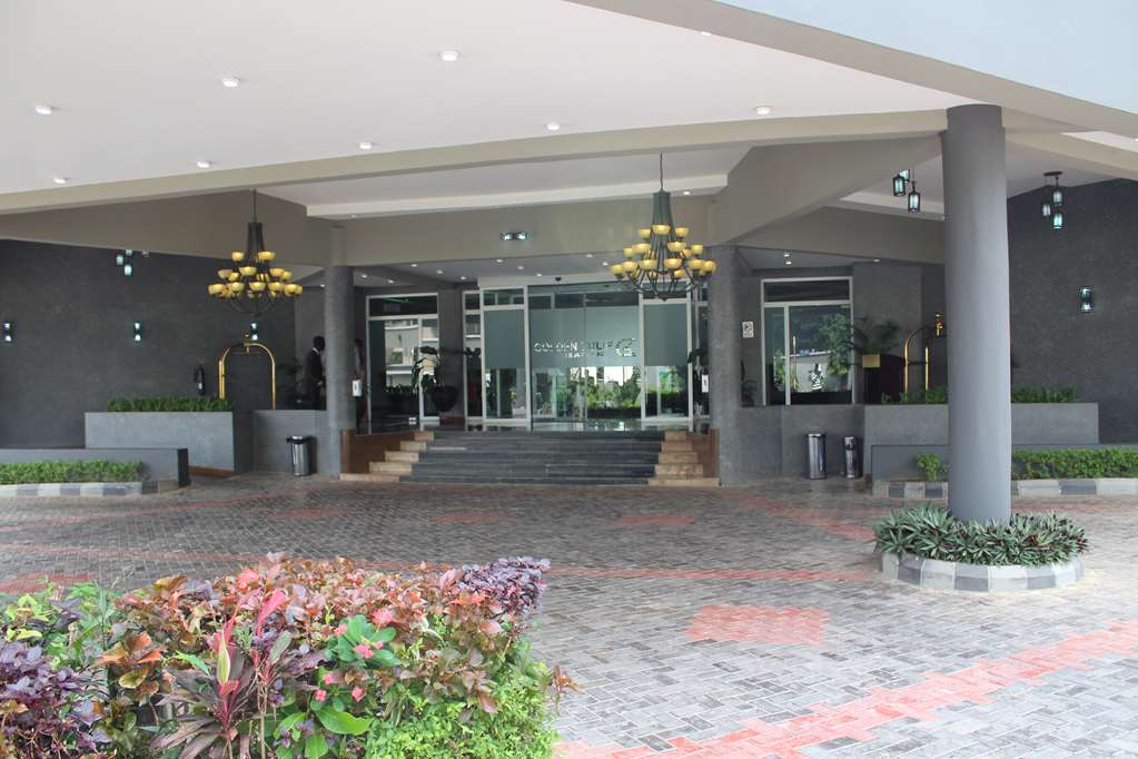 golden tulip ibadan