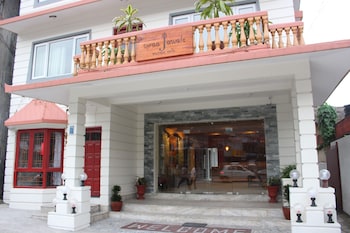 three jewels boutique hotel
