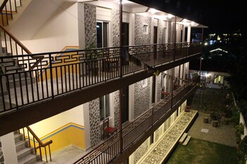 three jewels boutique hotel