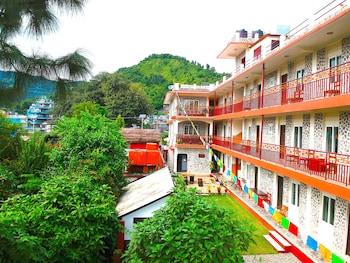 three jewels boutique hotel