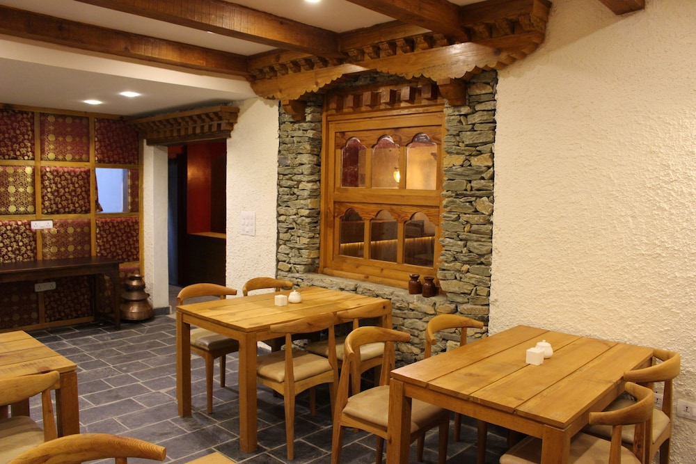 three jewels boutique hotel