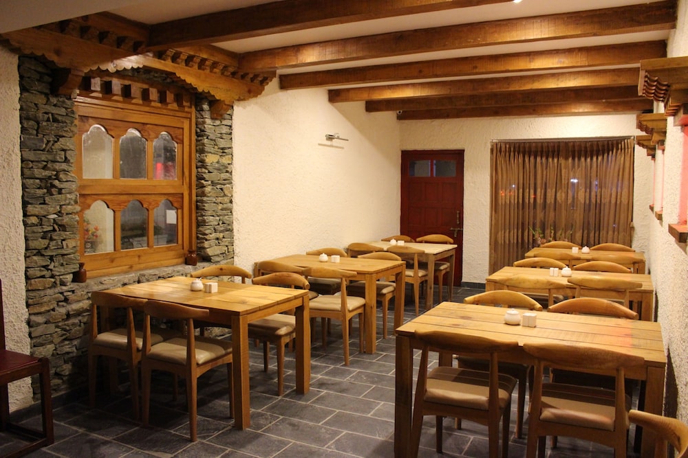 three jewels boutique hotel