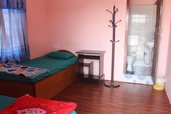 Goldenbirds Homestay,Gandaki>>Pokhara,3 star