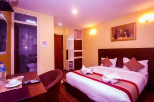 hotel rosemary homes