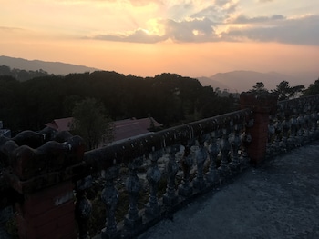 hotel galaxy view tower