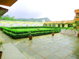 maharaja palace samode
