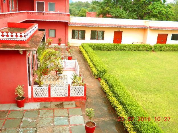 maharaja palace samode