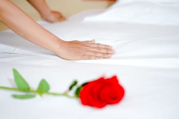 7 days premium hotel