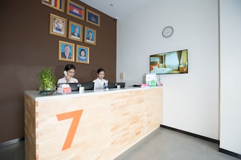 7 days premium hotel