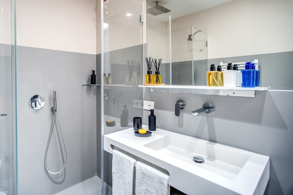 victor boutique hotel