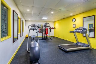 americas best value inn fredonia ny