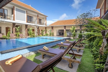 toms inn pecatu