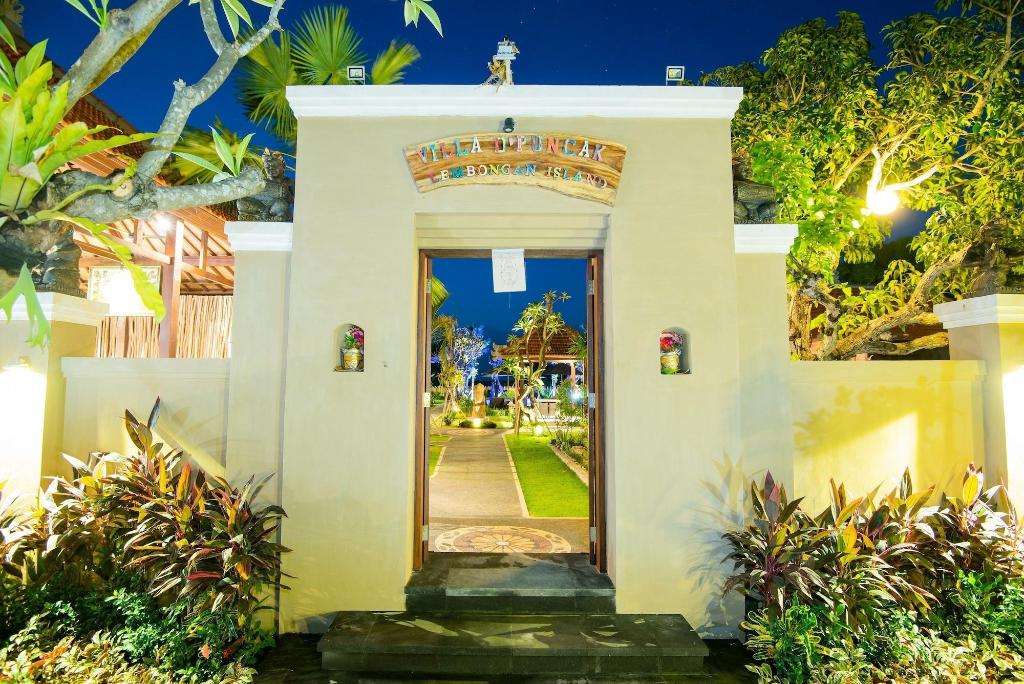 dpuncak villas lembongan