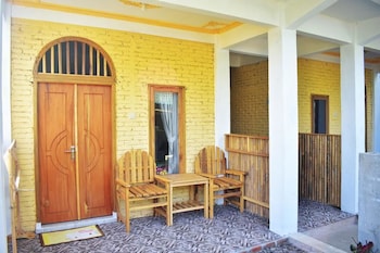 cahaya tetebatu inn