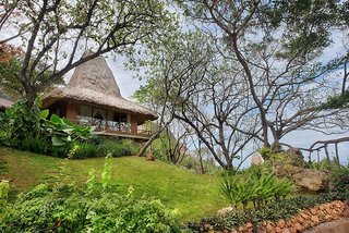 lelewatu resort sumba