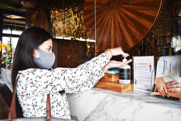 luminor hotel airport sidoarjo by wh