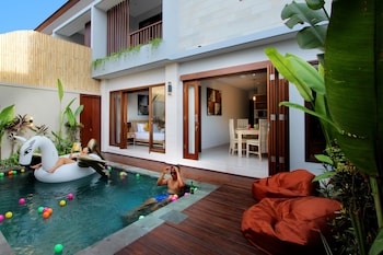 bali sunset villa