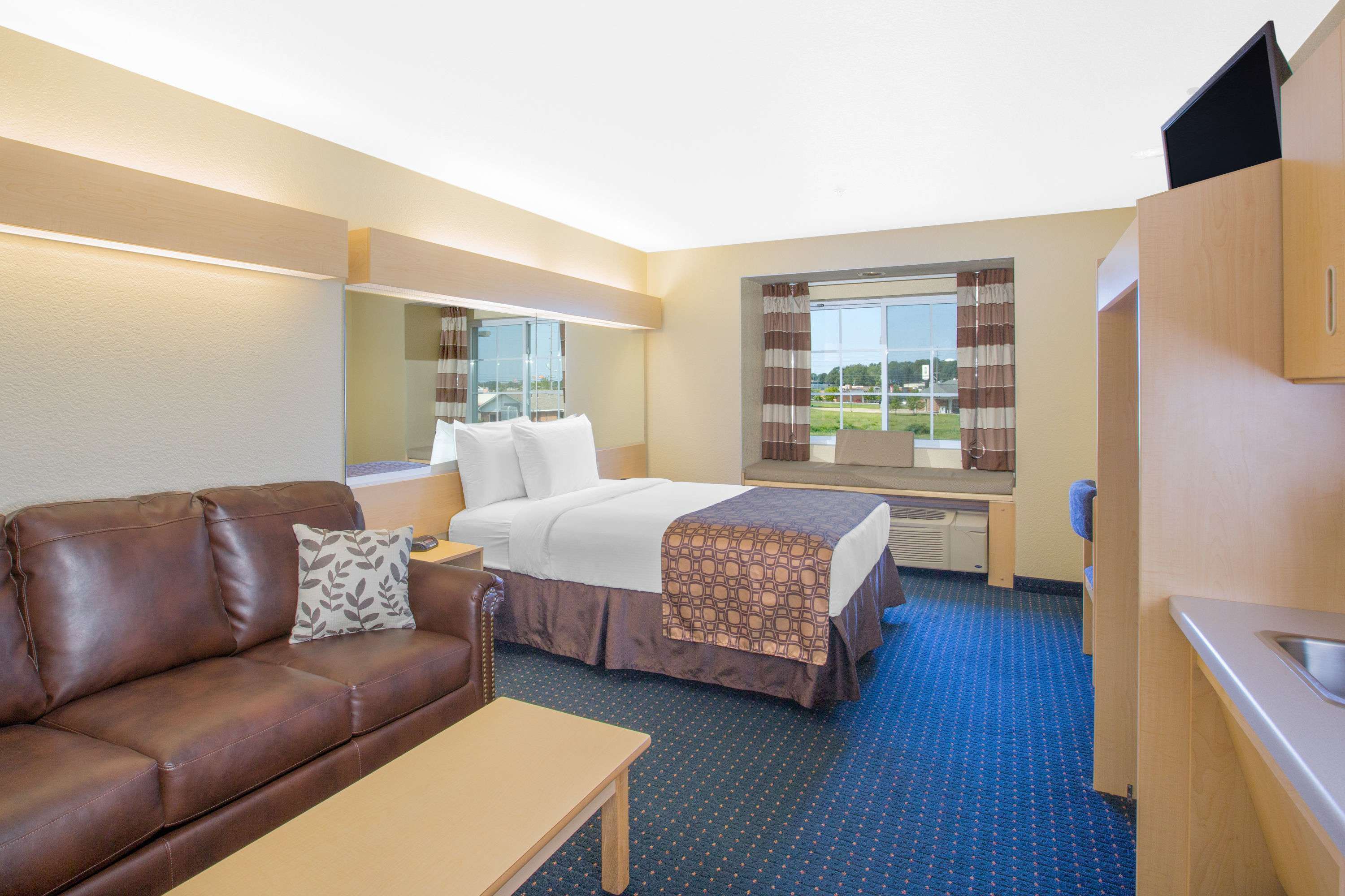 microtel inn and suites by wyndham albertville
