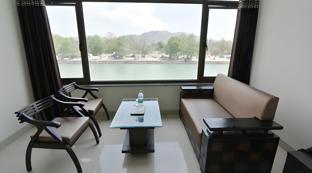anand niketan by bonjour on the ganges