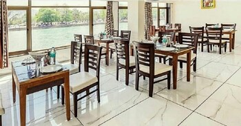anand niketan by bonjour on the ganges