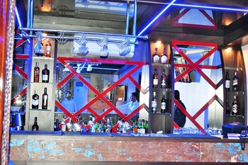 Hotel Silver Arcade,Siliguri>>Malda,3 star