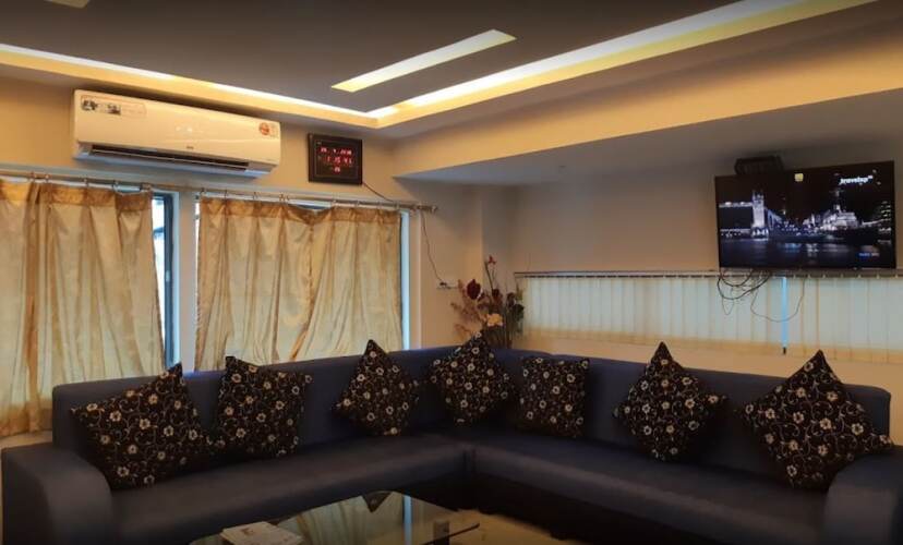 waii inetrnational hotel