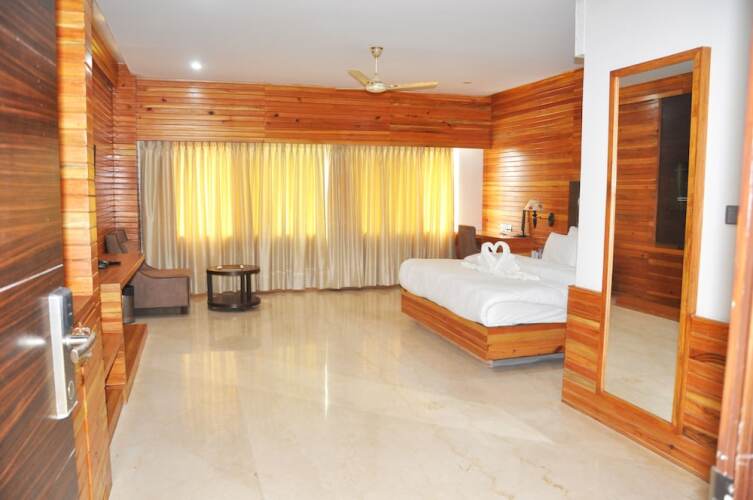 waii inetrnational hotel