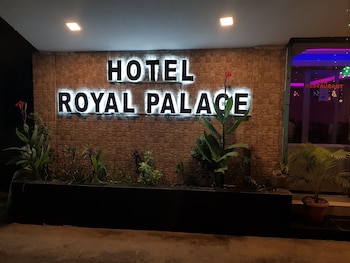 hotel royal palace